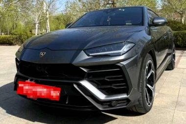 Lamborghini Urus 2019, фото 1