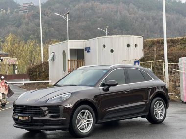 Porsche Macan 2019, фото 1