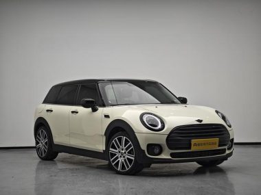 MINI CLUBMAN 1.5T COOPER — фото 3