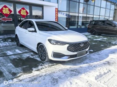 Ford Escort 1.5L AT Diamond — фото 3