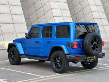 Jeep Wrangler 2.0T — фото 4