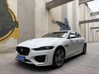 Jaguar XEL 2022, фото 1