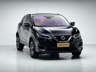 Nissan Qashqai 2.0L CVT Luxury — фото 3