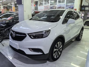 Buick Encore 2019, фото 1