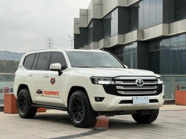 Toyota Land Cruiser (Import) 3.5T 7 — фото 3