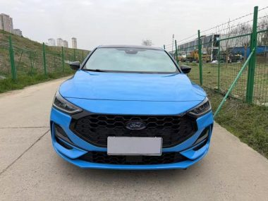 Ford Focus Sedan EcoBoost 180 Auto ST Line — фото 2