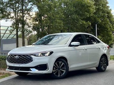 Ford Escort 2021, фото 1