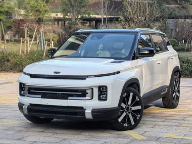 Geely ICON 2023, фото 1