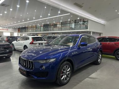 Maserati Levante 2019, фото 1