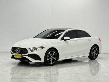 Mercedes-Benz A-Class 2024, фото 1