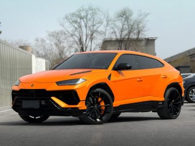 Lamborghini Urus 2023, фото 1