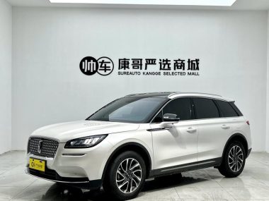 Lincoln Corsair 2022, фото 1