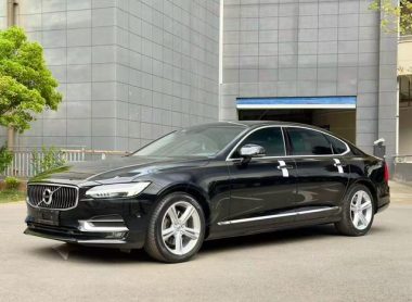 Volvo S90 2019, фото 1
