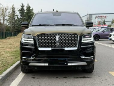 Lincoln Navigator 3.5T Premium Edition — фото 2