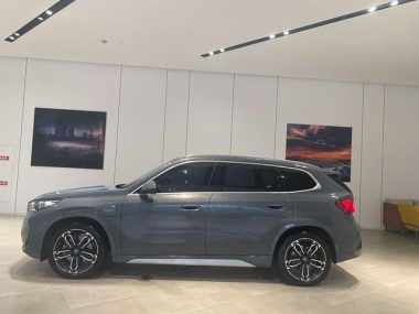 BMW iX1 xDrive30L M Sport Package — фото 2