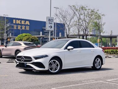 Mercedes-Benz A-Class 2023, фото 1