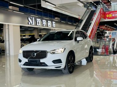 Volvo XC60 2018, фото 1