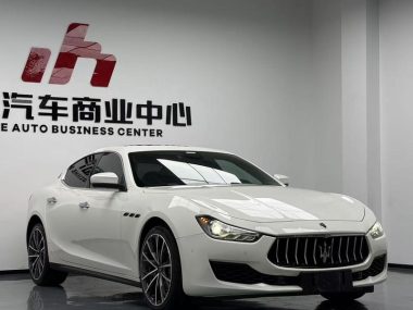 Maserati Ghibli 2.0T — фото 3