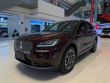 Lincoln Corsair 2022, фото 1
