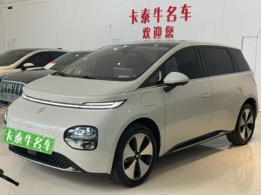 Baojun Yunduo 2023, фото 1