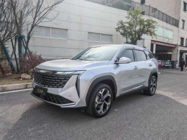 Geely Boyue L 2024, фото 1