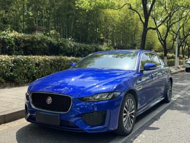 Jaguar XEL 2020, фото 1