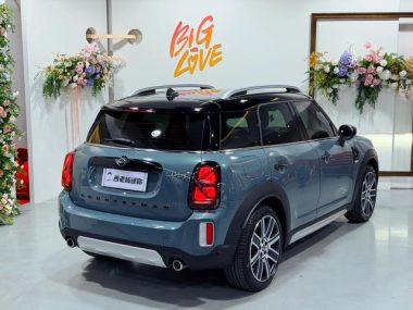 MINI COUNTRYMAN 2.0T COOPER S ALL4 — фото 4