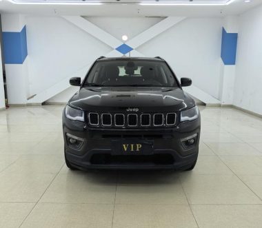 Jeep Compass 220T Comfort Edition — фото 2