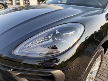 Porsche Macan 2.0T AT 4WD 5-seat Factory Custom — фото 3