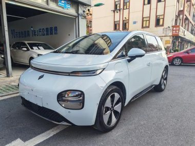 Baojun Yunduo 2023, фото 1