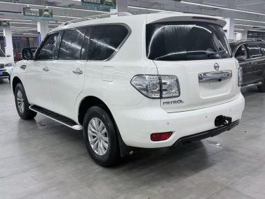 Nissan Patrol 4.0L — фото 4