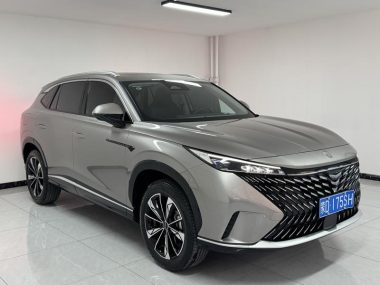 Roewe RX5 PLUS 330TGI AT Lingchao Zhizhen — фото 3