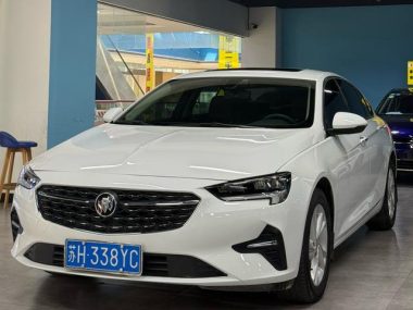 Buick Regal 2023, фото 1