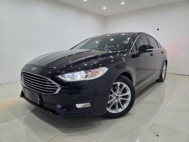 Ford Mondeo 2021, фото 1