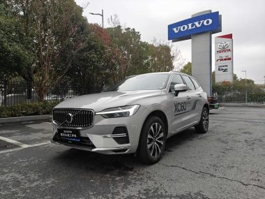 Volvo XC60 2024, фото 1