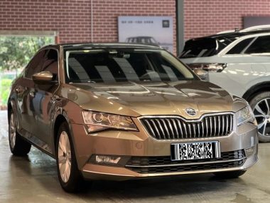 Skoda Superb TSI280 DSG Comfort Edition CN6 — фото 3