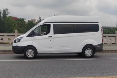 Ford Transit 2.0TDieselMultifunctionalCommercial VehicleMid WBMid Roof6 seatsEuro V — фото 3