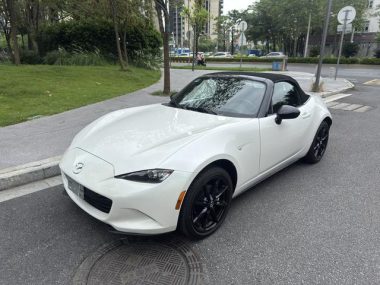 Mazda MX-5 2023, фото 1