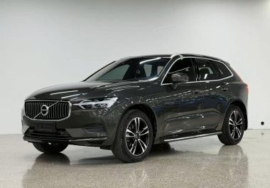 Volvo XC60 2019, фото 1