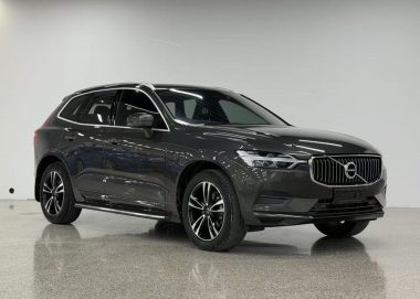 Volvo XC60 T5 4WD Zhiyuan — фото 3