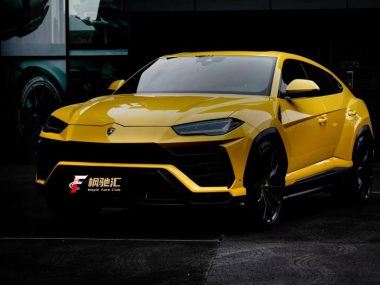 Lamborghini Urus 2019, фото 1