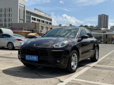 Porsche Macan 2018, фото 1
