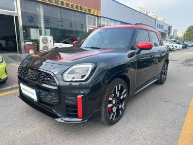 MINI JCW COUNTRYMAN 2025, фото 1