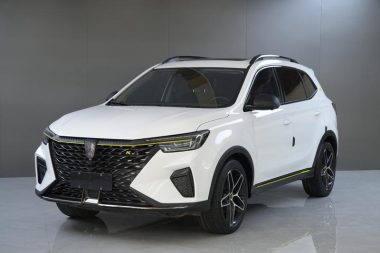 Roewe RX5 2022, фото 1