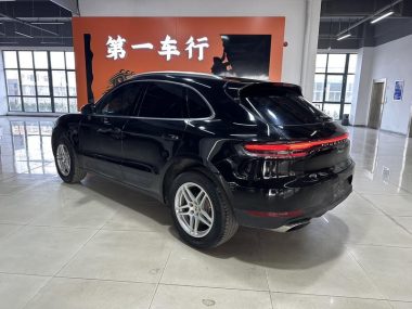 Porsche Macan 2.0T — фото 3