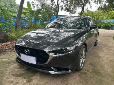 Mazda 3 2022, фото 1