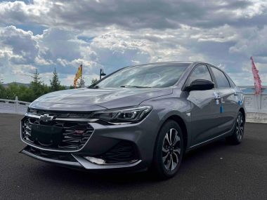 Chevrolet Monza 2022, фото 1