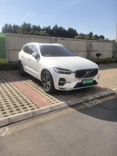 Volvo XC60 B5 4WD Zhiyi Luxury — фото 3