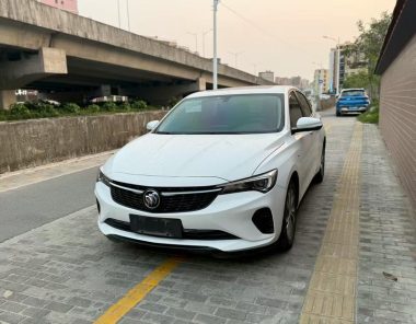 Buick Verano 2022, фото 1