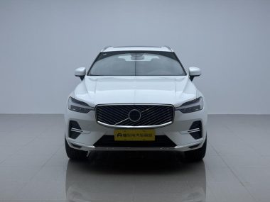 Volvo XC60 B5 4WD Zhiyi Luxury — фото 2